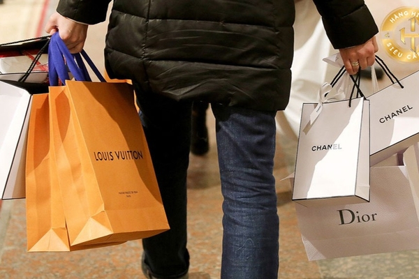 Hàng Auth là gì? Cách phân biệt hàng Authentic chuẩn xác