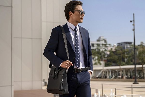 Kiến thức thời trang túi xách nam chất liệu và thiết kế