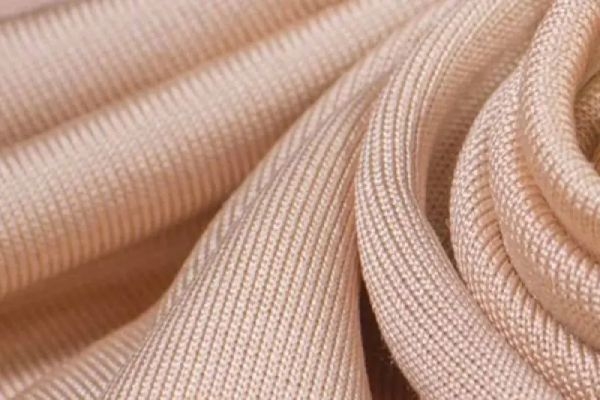 Vải dệt kim là gì? Chất liệu quốc dân cho mùa đông