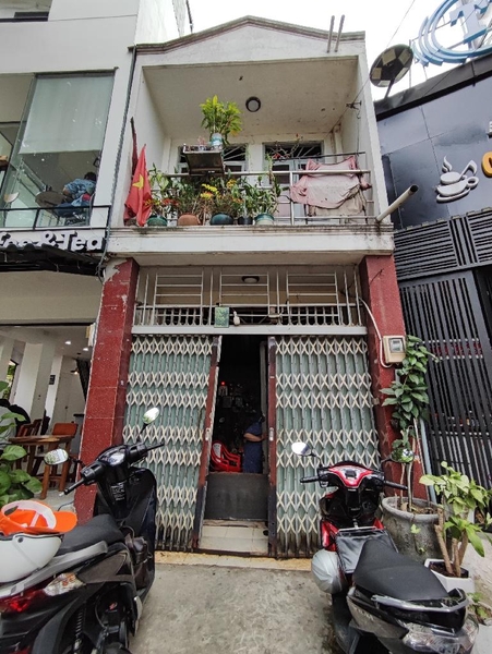 *CHÍNH CHỦ BÁN NHÀ MẶT TIỀN 628 TRƯỜNG SA PHÚ NHUẬN DT 34M2 CHỈ 9.3 TỶ