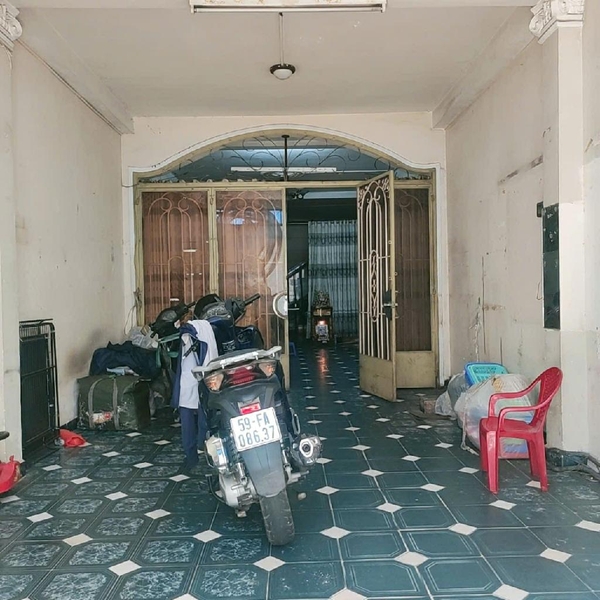 *CHÍNH CHỦ BÁN NHÀ HXH 440/5 NGUYỄN KIỆM PHÚ NHUẬN DT 98M2 CHỈ 18.4