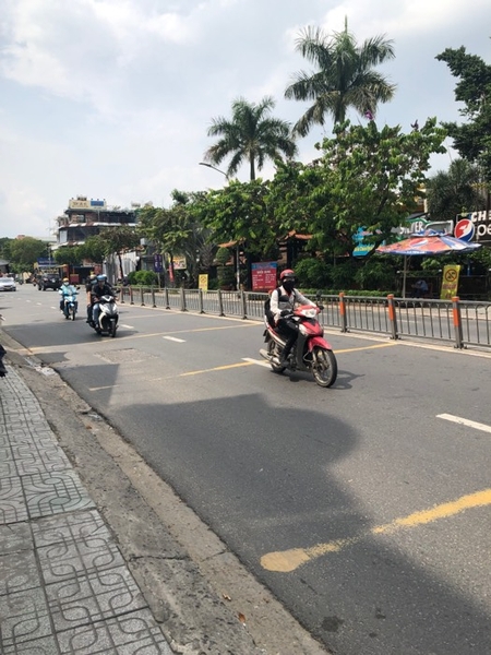 *CHÍNH CHỦ BÁN NHÀ  MẶT TIỀN 679 PHAN VĂN TRỊ GÒ VẤP 4 TẦNG DT 70M2 CHỈ 13.3 TỶ
