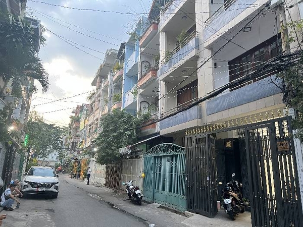 *CHÍNH CHỦ BÁN NHÀ HXH 139/14 ĐINH BỘ LĨNH DT 71M2 CHỈ 13.9 TỶ