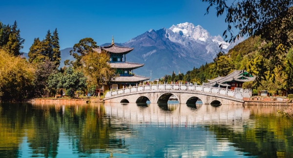 昆明 - 大理 - 麗江 - 香格里拉 - 雪山（六天五夜） CÔN MINH - ĐẠI LÝ - LỆ GIANG - NÚI TUYẾT ( 6 ngày 5 đêm )