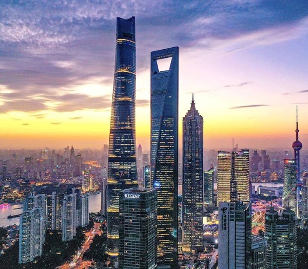 上海 － 三國電影製片廠 － 青山湖 － 武康路（5天4夜） THƯỢNG HẢI - PHIM TRƯỜNG TAM QUỐC THÀNH - HỒ THANH SƠN - PHỐ VŨ KHƯƠNG（5NGÀY 4 ĐÊM ）