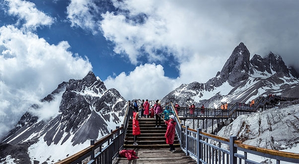 昆明 - 大理 - 麗江 - 香格里拉 - 雪山（六天五夜） CÔN MINH - ĐẠI LÝ - LỆ GIANG - NÚI TUYẾT ( 6 ngày 5 đêm )