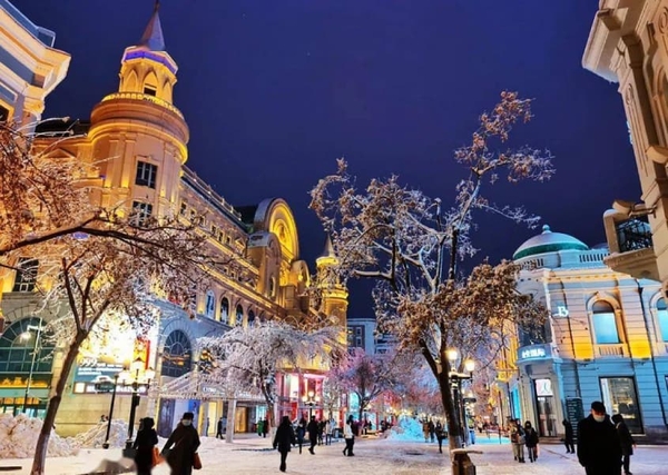 哈爾濱－雪鄉－冰雪節－重慶（七天七夜，特別兩晚雪鄉） CÁP NHĨ TÂN - LÀNG TUYẾT HƯƠNG（2ĐÊM） - LỄ HỘI BĂNG ĐĂNG - TRÙNG KHÁNH（7 NGÀY 7 ĐÊM）