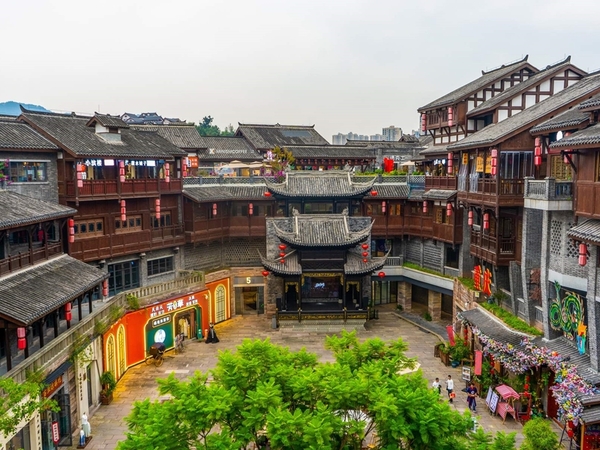 重慶 - 武隆:天生三橋 - 仙女山 - 洪崖洞（四天四夜） TRÙNG KHÁNH - VŨ LONG:THIÊN SINH TAM KIỀU - NÚI TIÊN NỮ - HỒNG NHAI ĐỘNG（4 NGÀY 4 ĐÊM)