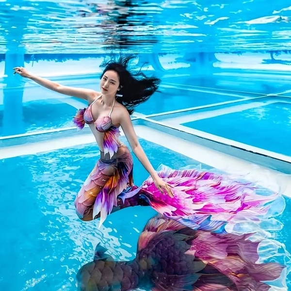 Đuôi Người Cá Hỏa Liên Đăng