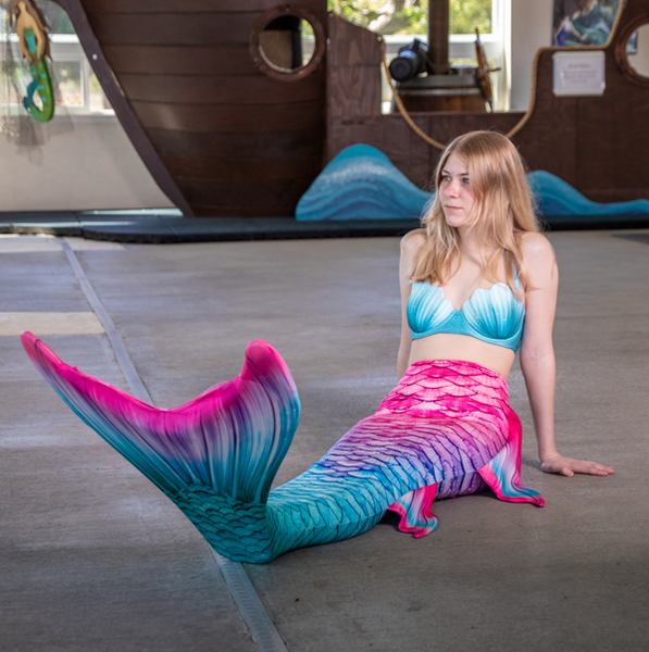 Đuôi Người Cá Coral Reef