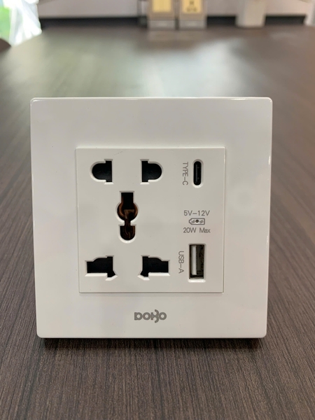 Ổ CẮM 5 CHẤU ĐA NĂNG TÍCH HỢP USB VÀ TYPE C DoBo – Giải pháp cấp điện thông minh cho ngôi nhà hiện đại