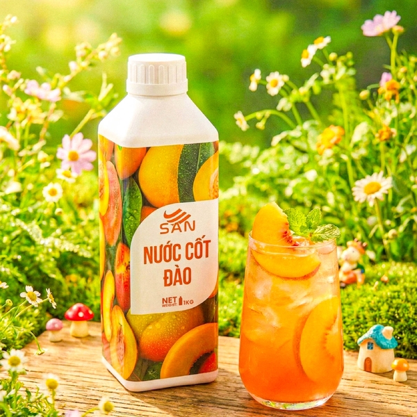 Nước Cốt Đào SAN Chai 1Kg – Nguyên Liệu Pha Chế Trà Đào, Trà Trái Cây, Soda