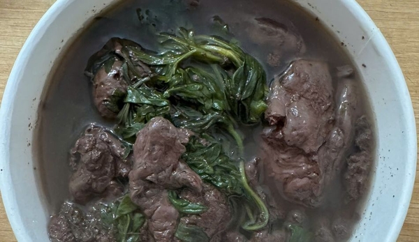 Canh tiết ngải cứu