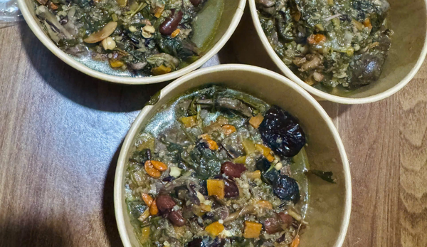 Chim câu hầm ngải cứu