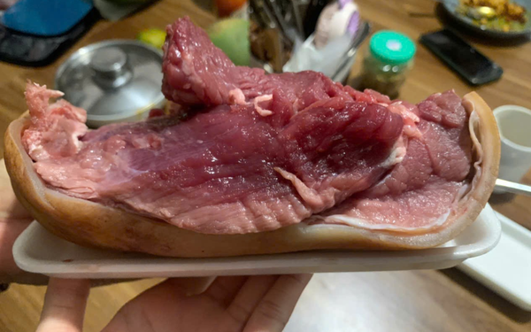 Thịt bê Hòa Bình