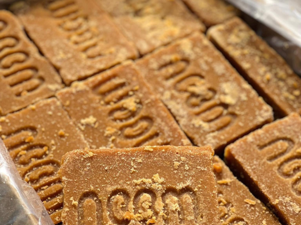 Đường mía thô NOOM (1kg)