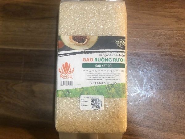 Gạo xát dối ruộng rươi