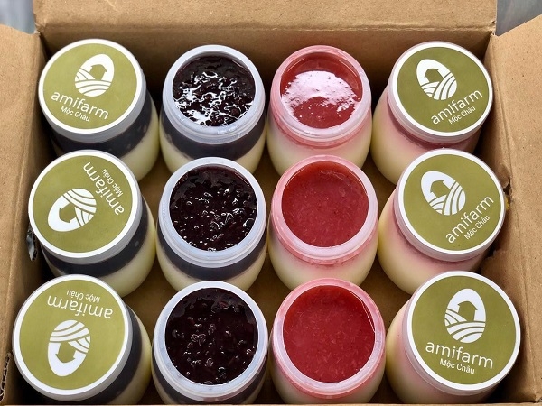 Sữa chua dâu tây Amifarm