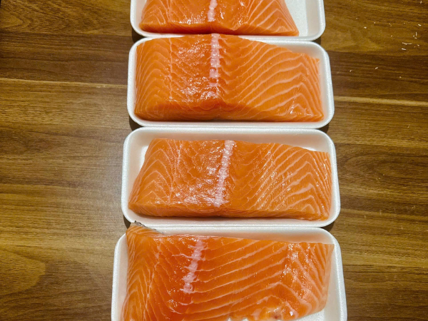 Cá hồi Na Uy (Hoàng Lê) (Kg)