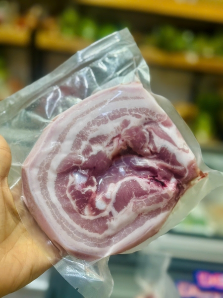 Thịt lợn đen Xứ Mường Ba Chỉ