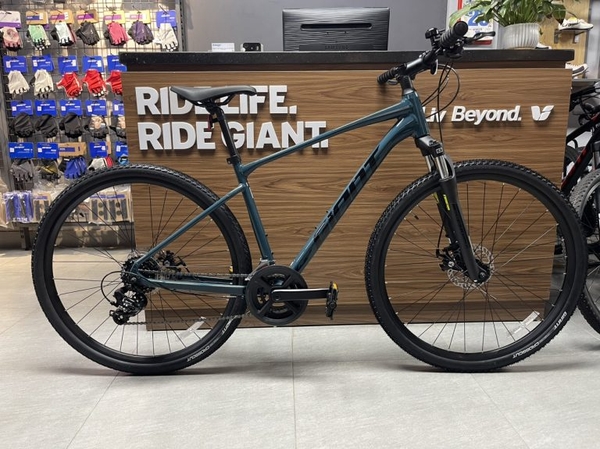 GIANT 2024 ROAM 4 D