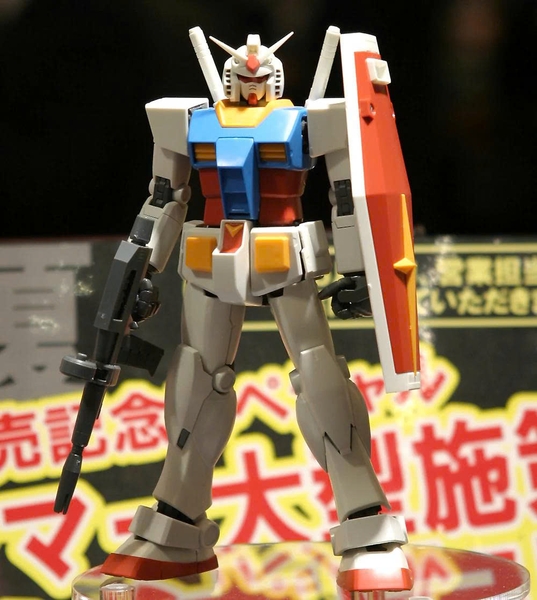 [HÀNG SẴN] BANDAI MÔ HÌNH LẮP RÁP MG 1/100 GUNDAM RX-78-2 ver.2.0