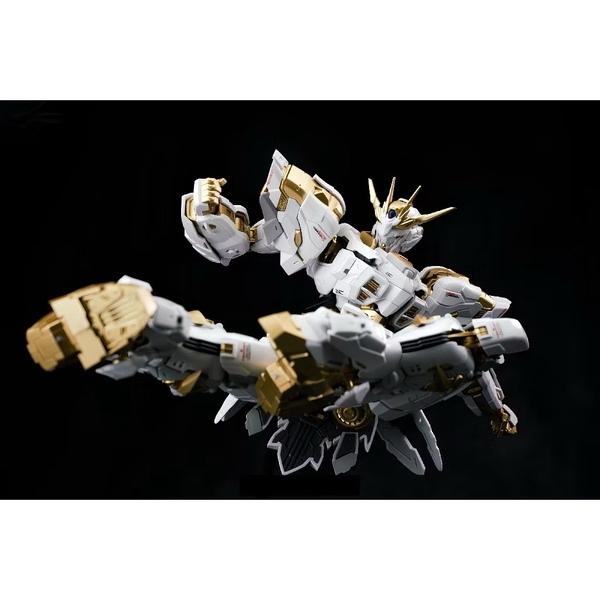 MÔ HÌNH LẮP RÁP OBERON MECHA 1/100 (TẶNG BONUS EFFECT LÔNG VŨ, RUNNER VÀNG)