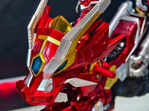 MÔ HÌNH LẮP RÁP ULTRA BEAST FORCE UBF-H01 KINO WITH KIRIN MOTOR