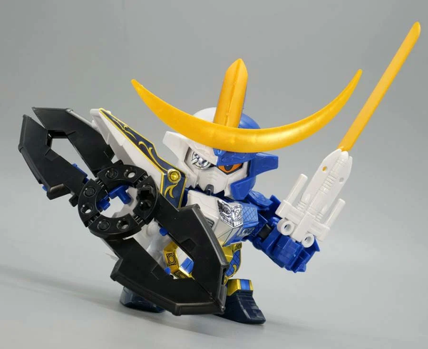 MÔ HÌNH LẮP RÁP SD BB350 DATE MASAMUNE GUNDAM