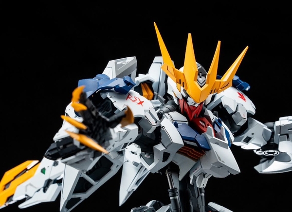 [HÀNG SẴN] MÔ HÌNH LẮP RÁP BARBATOS LUPUS REX LUNAVOR