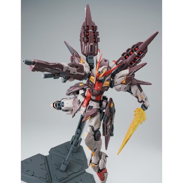 MÔ HÌNH LẮP RÁP 1/100 MANDALA (TẶNG EFFECT + BASE + DECAL NƯỚC)