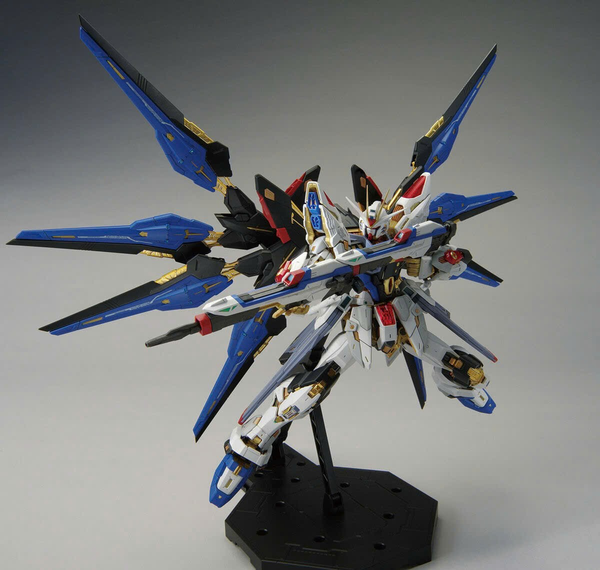 [HÀNG ĐANG VỀ] MÔ HÌNH LẮP RÁP MGEX Strike Freedom ChangLong 1/100 7701