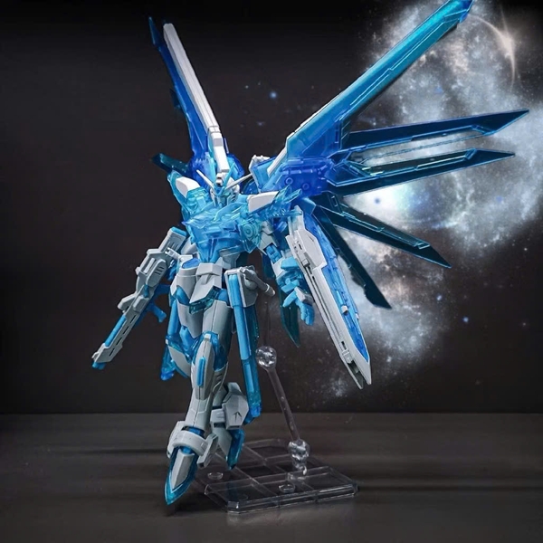 Mô Hình Lắp Ráp 1/120 Ice Blue Rising Freedom Limited (Tặng kèm Runner Clear + decal)
