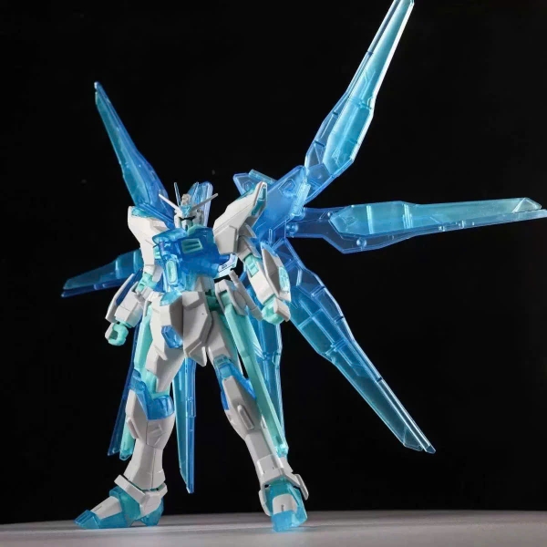Mô Hình Lắp Ráp HG Ice Blue Strike Freedom Limited (Tặng kèm EFFECT cứng + decal nước + base)