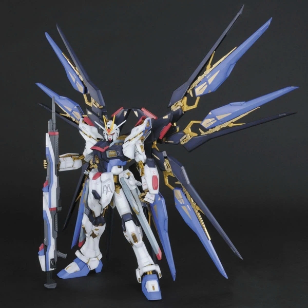 MÔ HÌNH LẮP RÁP  PG 1/60 STRIKE FREEDOM GUNDAM PERFECT GRADE CHÍNH HÃNG