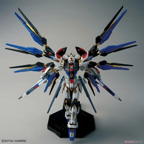BANDAI MÔ HÌNH LẮP RÁP 1/100 MGEX Strike Freedom Gundam