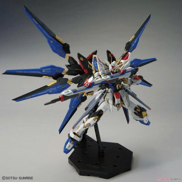 BANDAI MÔ HÌNH LẮP RÁP 1/100 MGEX Strike Freedom Gundam