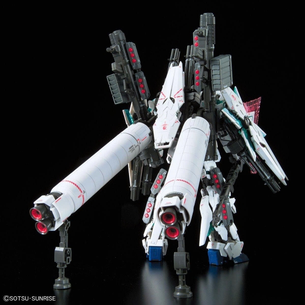 BANDAI Mô hình lắp ráp RG 1/144 Full Armor Unicorn Gundam