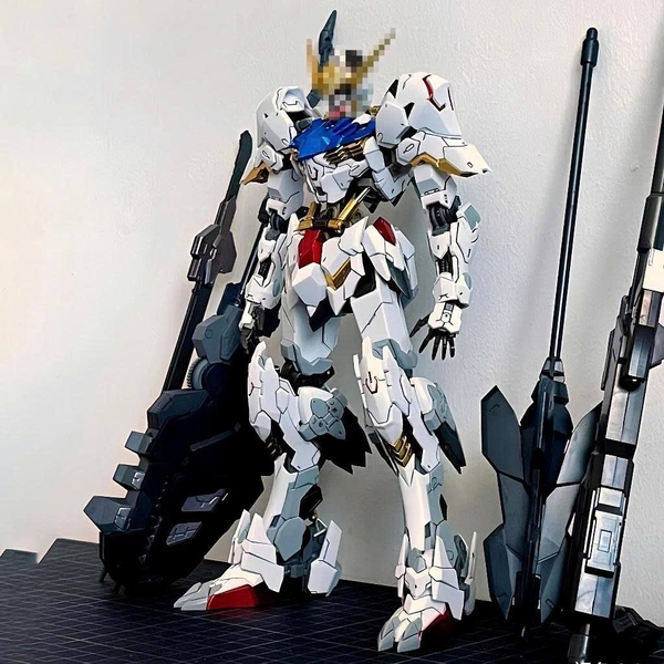 MÔ HÌNH LẮP RÁP MG Barbatos 8818 ver HiRM 2 form giáp 4th & 6th (tặng decal nước)