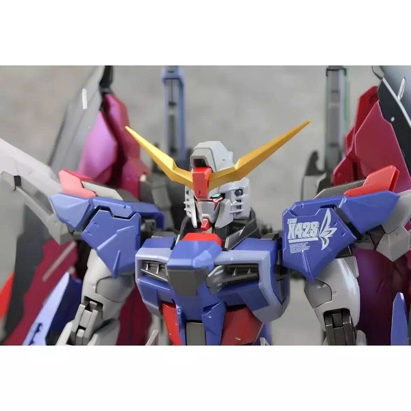 MÔ HÌNH LẮP RÁP MG 8828 DESTINY Ver. MB (tặng base, effect, decal nước)