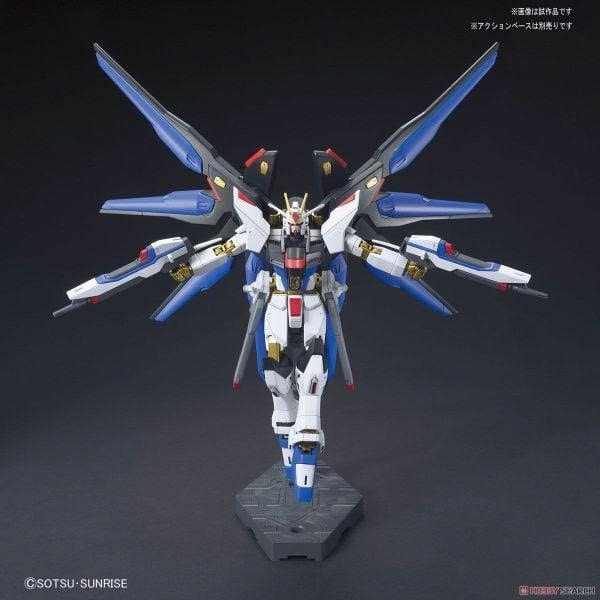 [HÀNG CÓ SẴN] BANDAI Mô Hình lắp ráp HG 1/144 STRIKE FREEDOM GUNDAM