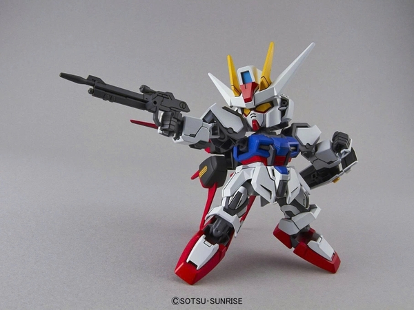 [HÀNG CÓ SẴN] Mô hình lắp ráp SD Gundam EX-Standard Aile Strike Gundam Bandai