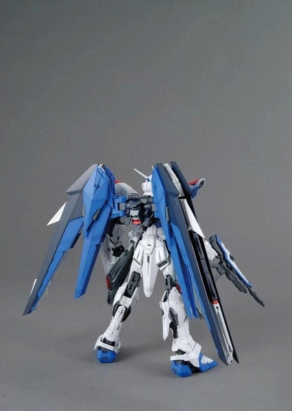 [HÀNG CÓ SẴN] BANDAI MG 1/100 SEED FREEDOM 2.0 GUNDAM