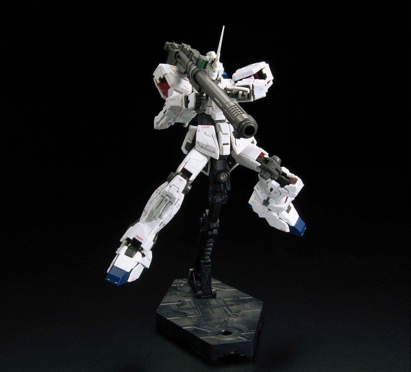 [HÀNG SẴN] BANDAI MÔ HÌNH LẮP RÁP RG 1/144 UNICORN GUNDAM