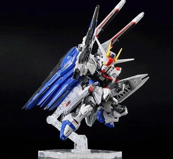 [HÀNG SẴN] BANDAI MÔ HÌNH LẮP RÁP MGSD FREEDOM GUNDAM