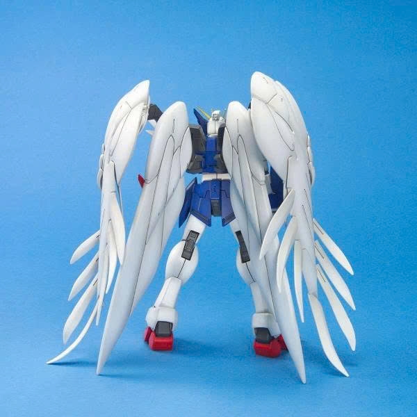[HÀNG CÓ SẴN] BANDAI MG 1/100 WING GUNDAM ZERO CUSTOM