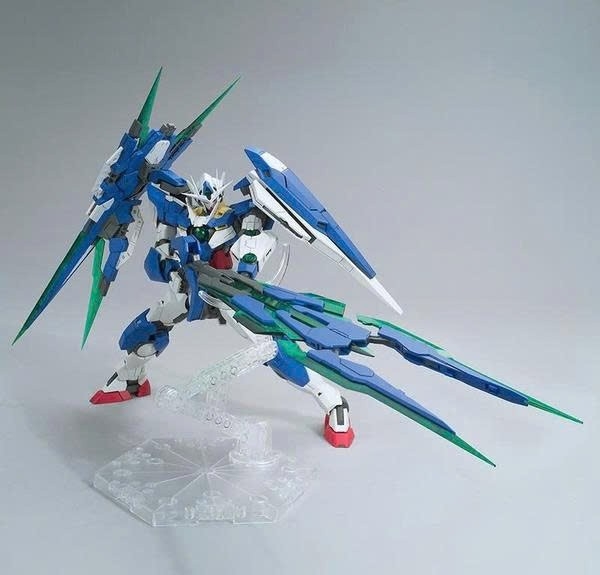 [HÀNG CÓ SẴN] BANDAI MÔ HÌNH LẮP RÁP MG 1/100 00 QAN[T] FULL SABER