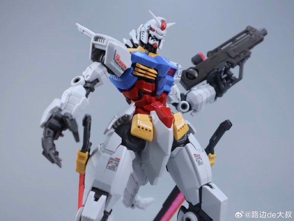 [HÀNG SẴN] MÔ HÌNH LẮP RÁP BLACK TROJAN 1/100 GUNZOID GODZILLA MG RX78-2