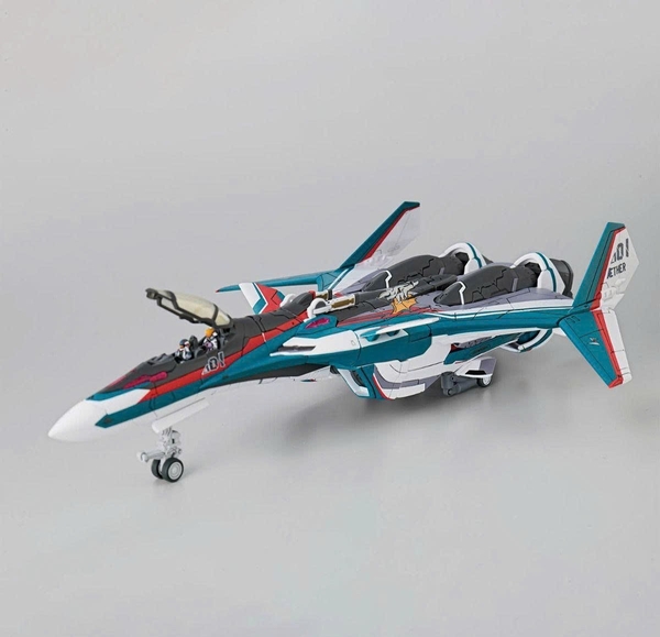 [HÀNG SẴN] BANDAI MÔ HÌNH LẮP RÁP HG 1/100 VF-31S SIEGFRIED (ARAD MOLDERS USE) Deluxe Set