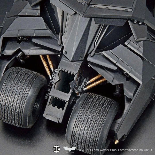 [HÀNG SẴN] BANDAI MÔ HÌNH LẮP RÁP 1/35 SCALE MODEL KIT BATMOBILE (BATMAN BEGINS Ver.) CHÍNH HÃNG